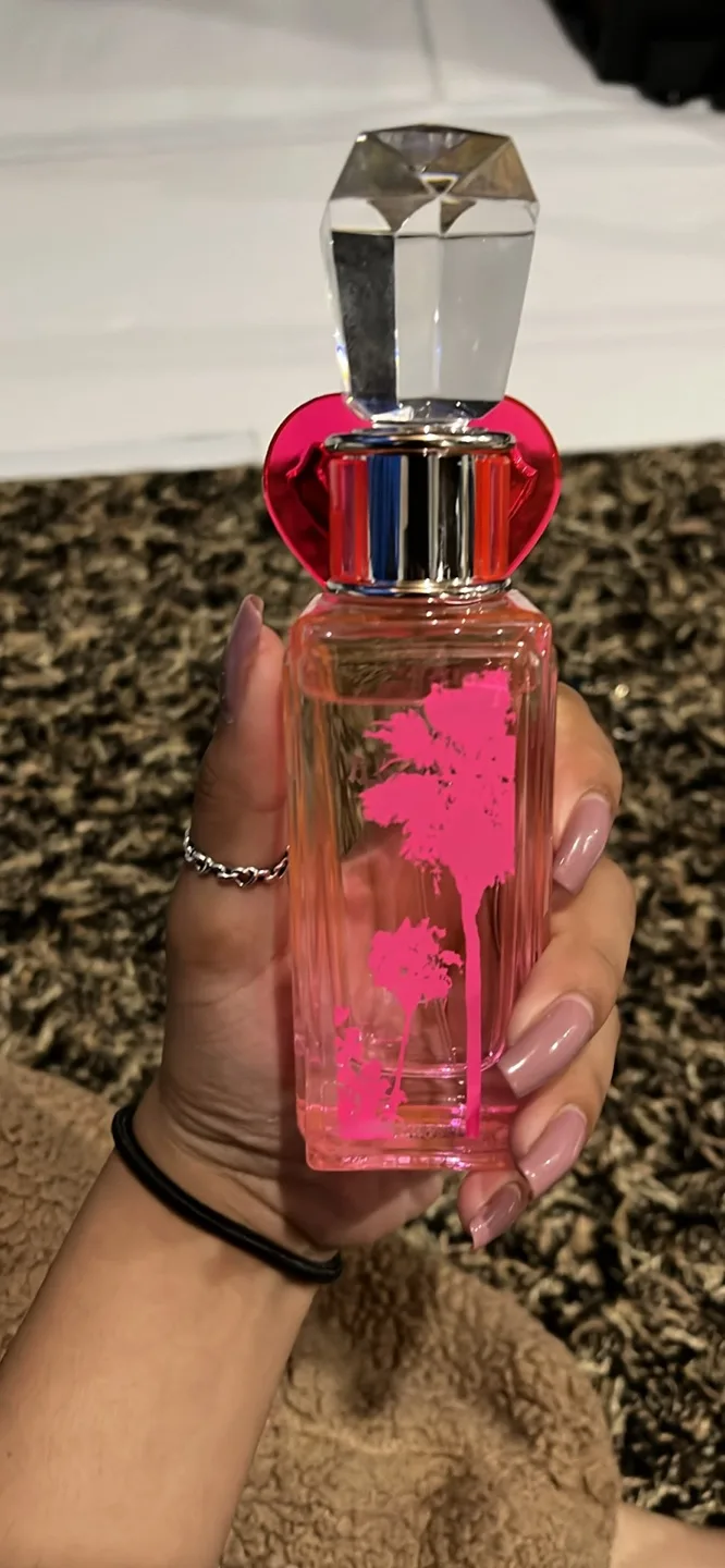 Juicy Couture La La Malibu Perfume image indicator(2)