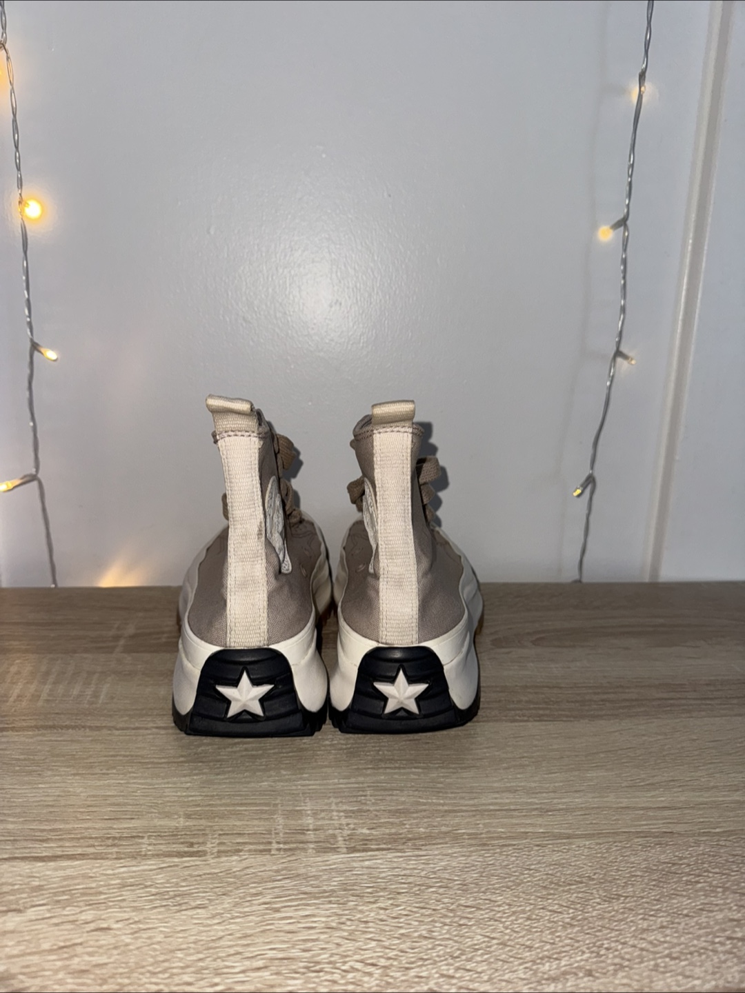Converse Run Star Hike High Top - US Size 8 - photo 3