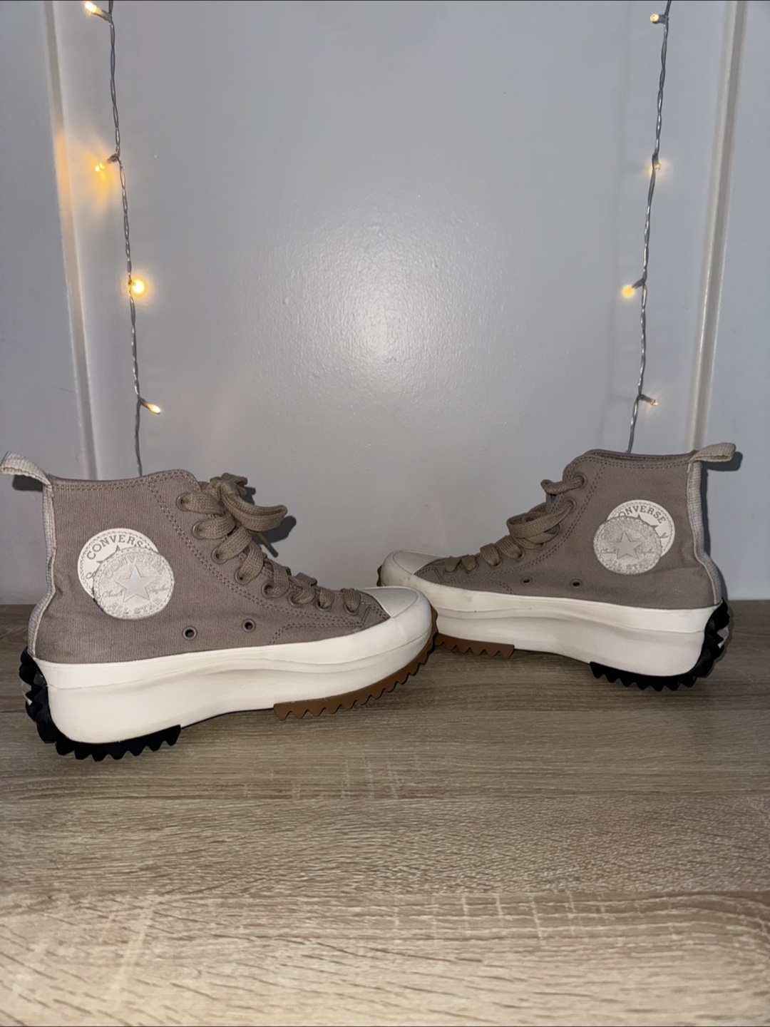 Converse Run Star Hike High Top - US Size 8 - photo 2