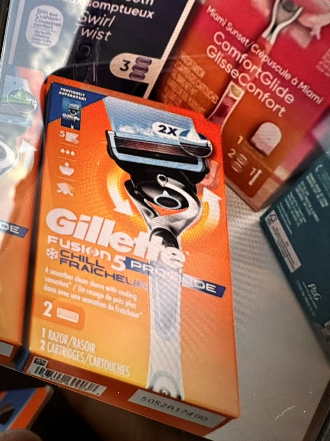 Gillette Fusion5 Proglide Chill Razor + 2 Cartridges