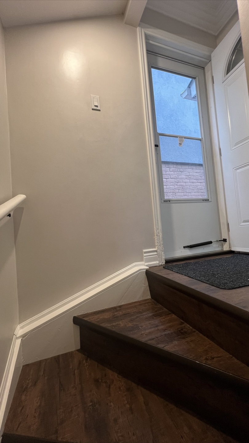 1Bed 1Bath Basement for rent