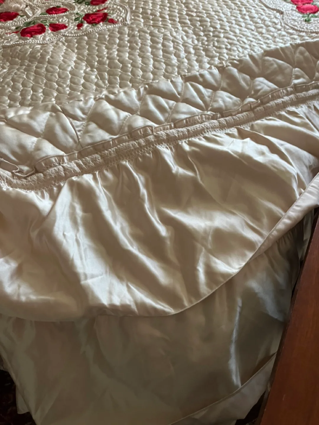 Floral Embroidered Quilted Bedspread thumbnail