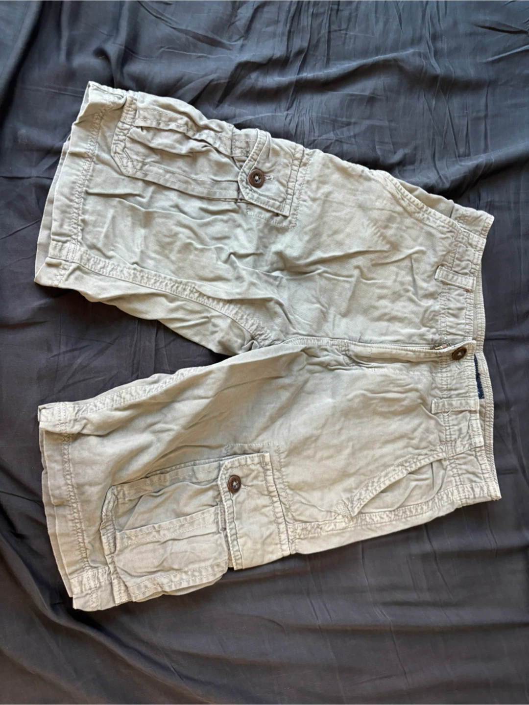 Green Long Length AE Cargo Shorts (28 W)
