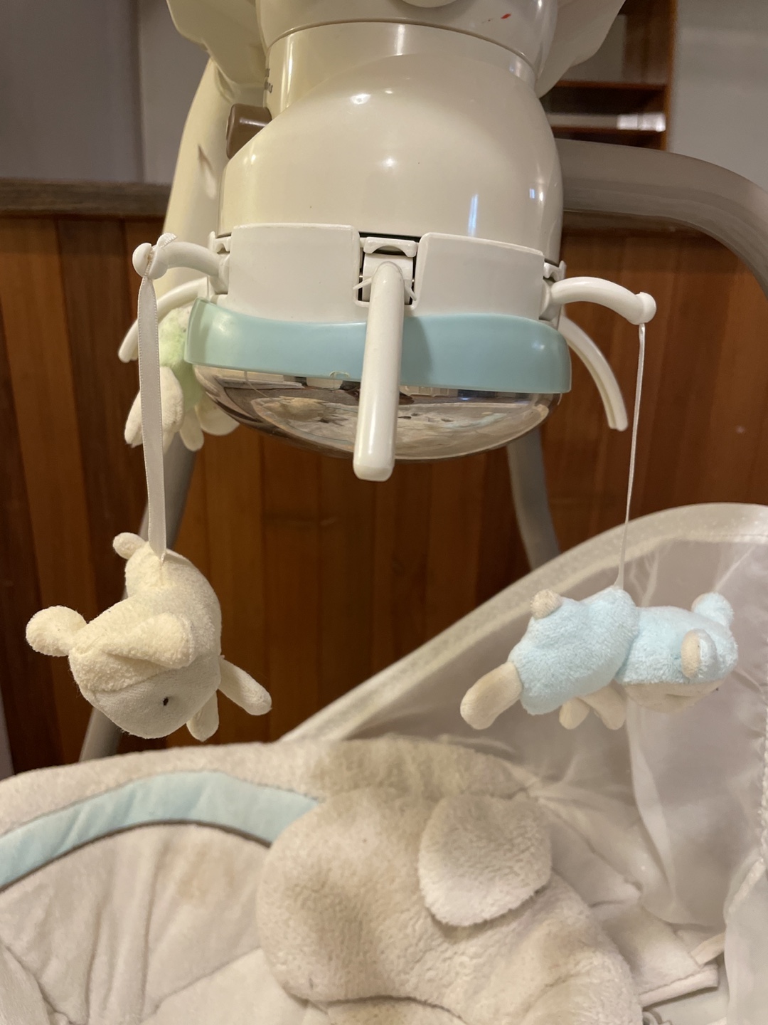 Fisher Price Baby Swing - photo 4