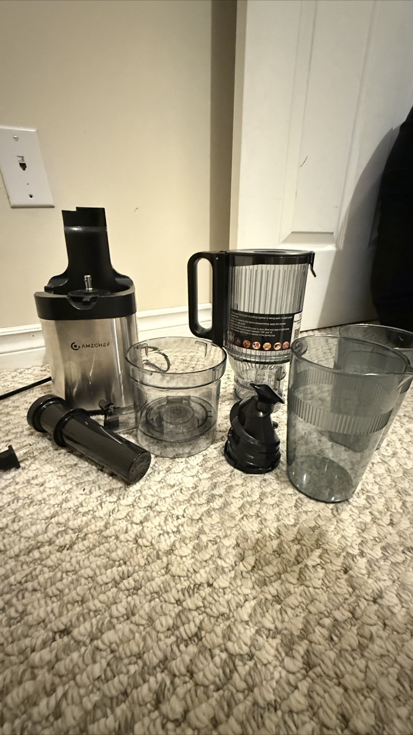 NEW AMZCHEF Cold Press Juicer - Silver