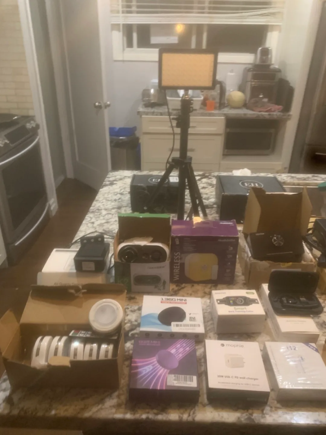 Brand new stuff 10$ each image indicator(5)