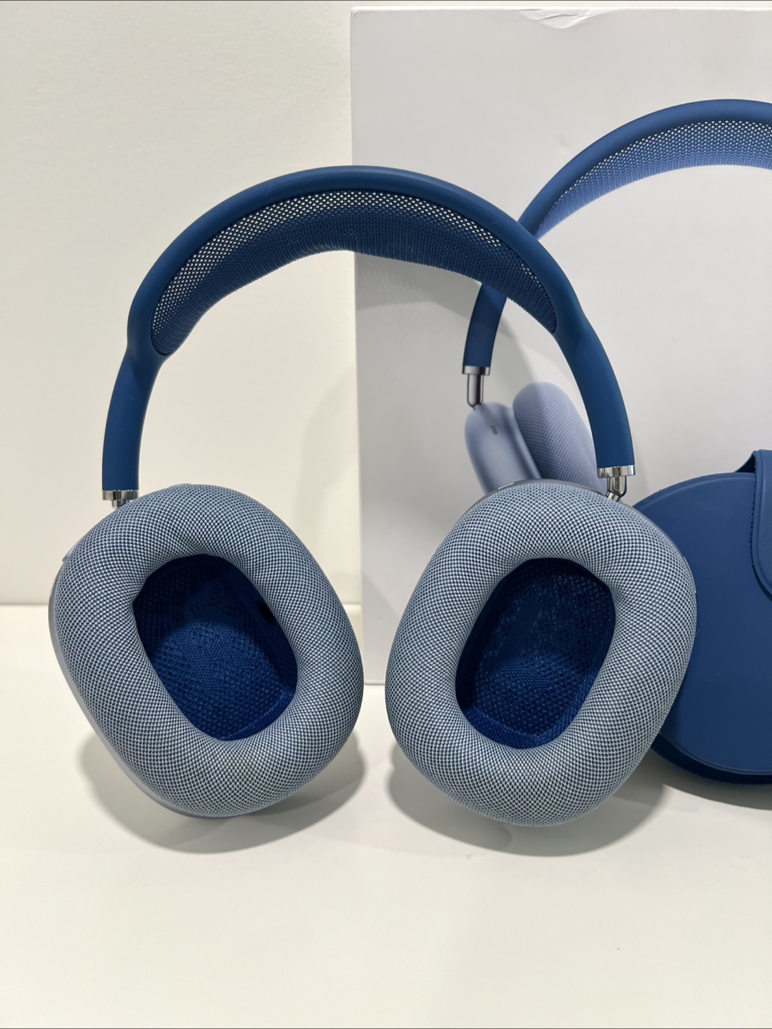 Airpods Max Sky Blue - Gen 1 - photo 5