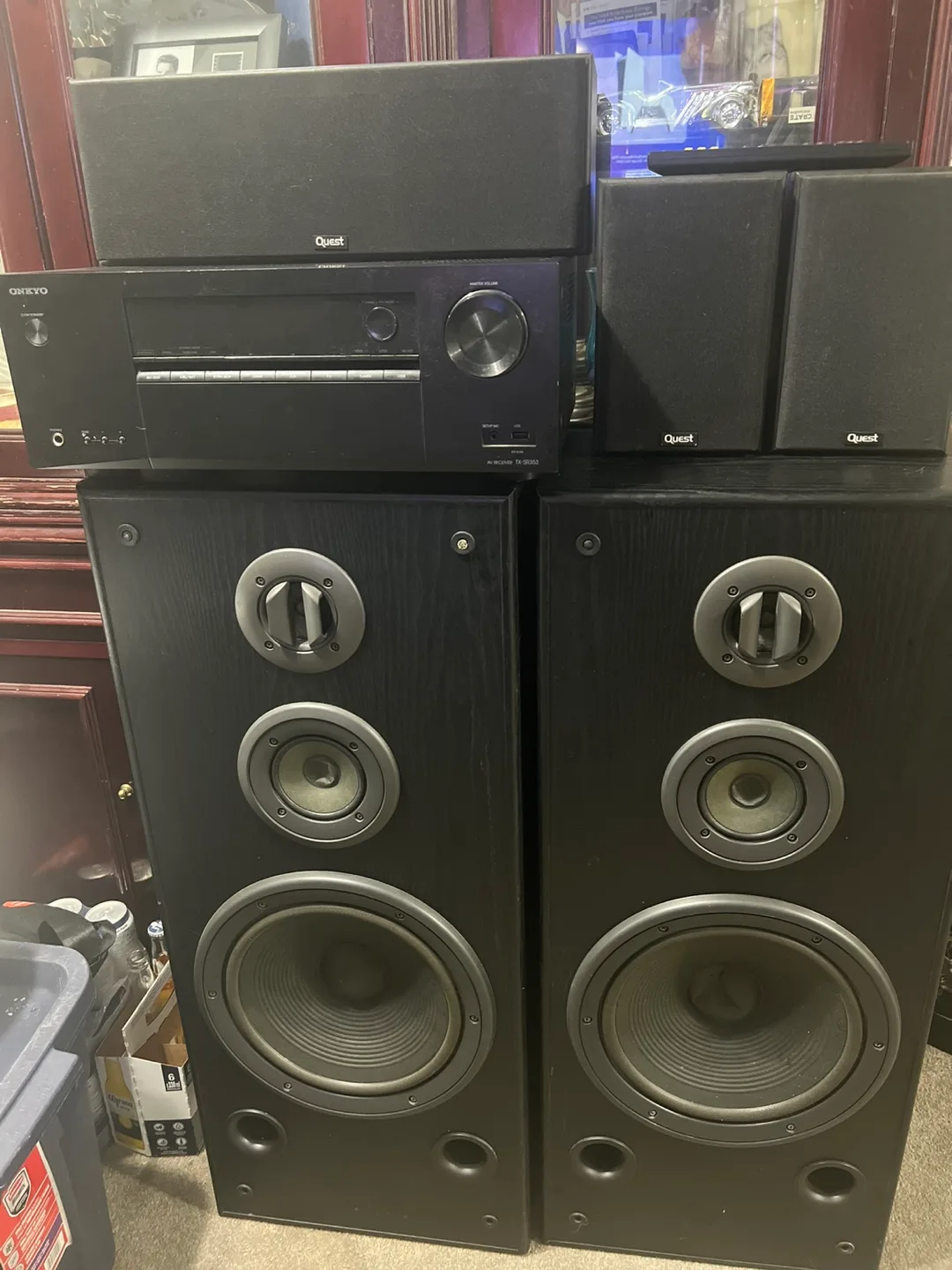 Onkyo TX-DS595 Receiver & Quest Speakers thumbnail