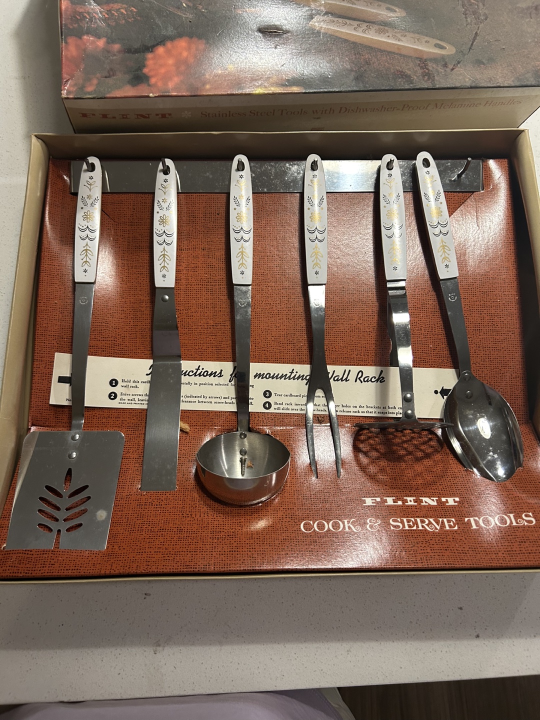 Vintage Flint Cook & Serve Tools Set