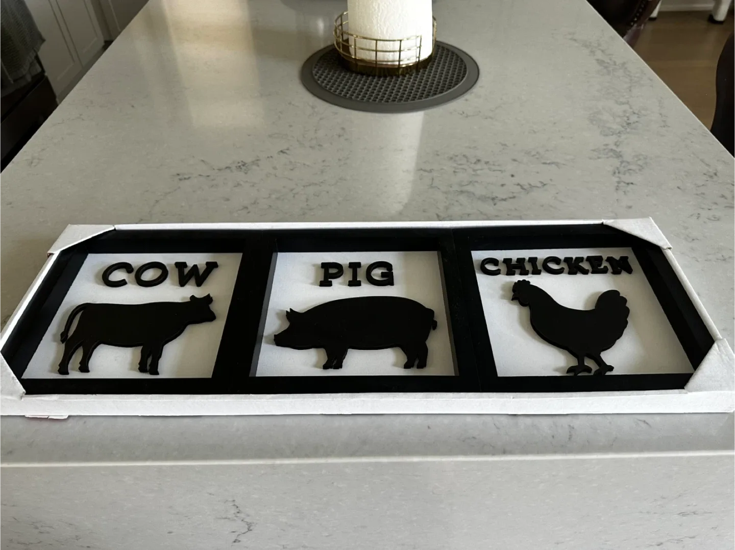 Farm Animal Wall Decor - New in Box! thumbnail