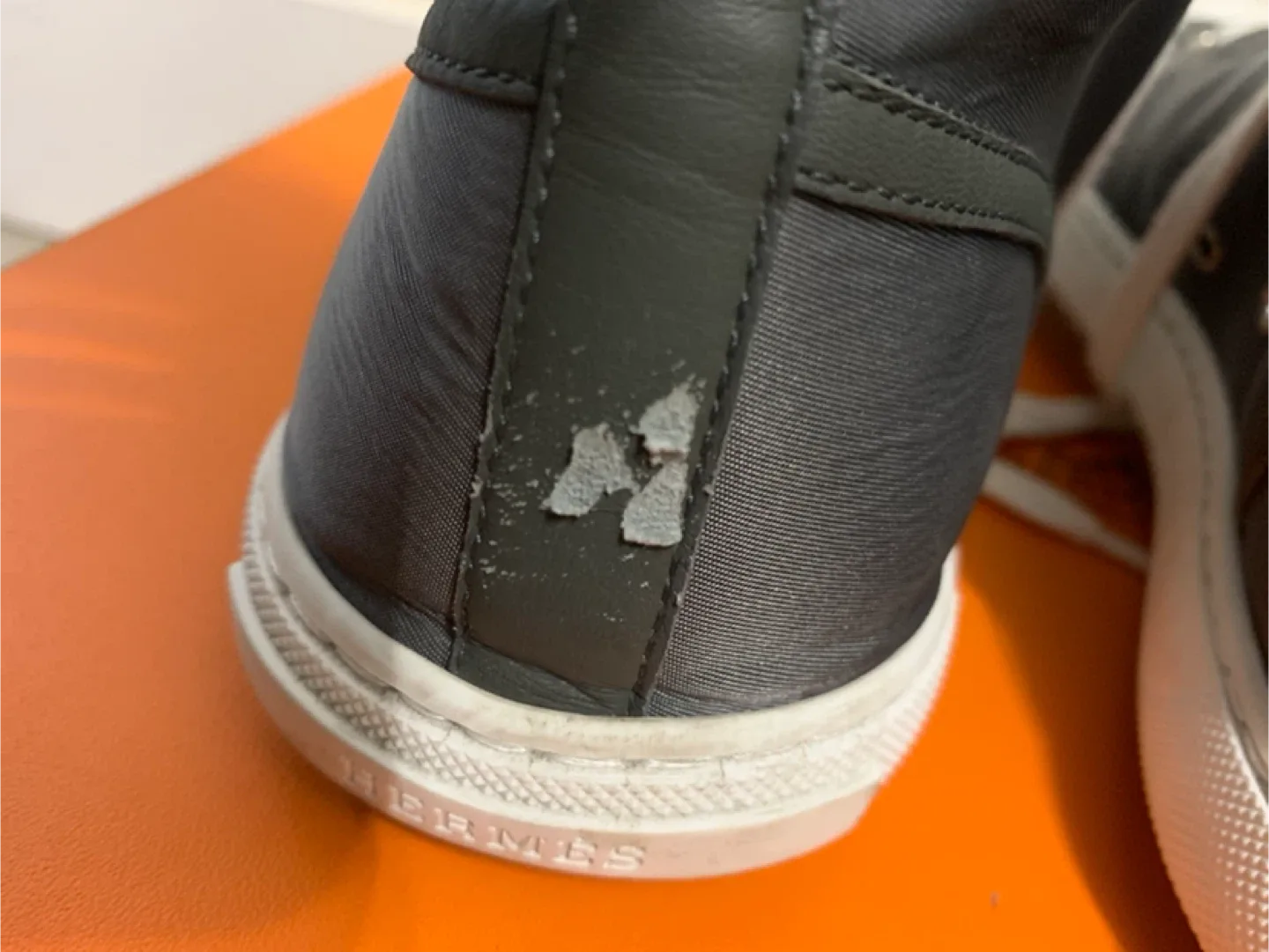 Hermès Sneakers Size 41 image indicator(4)