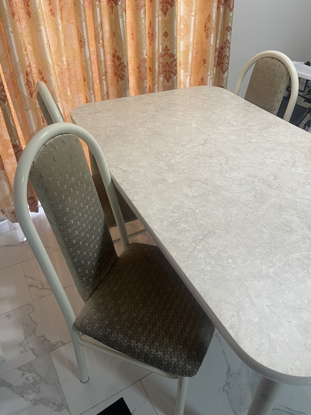 Dining Table with Four Chairs - photo 2