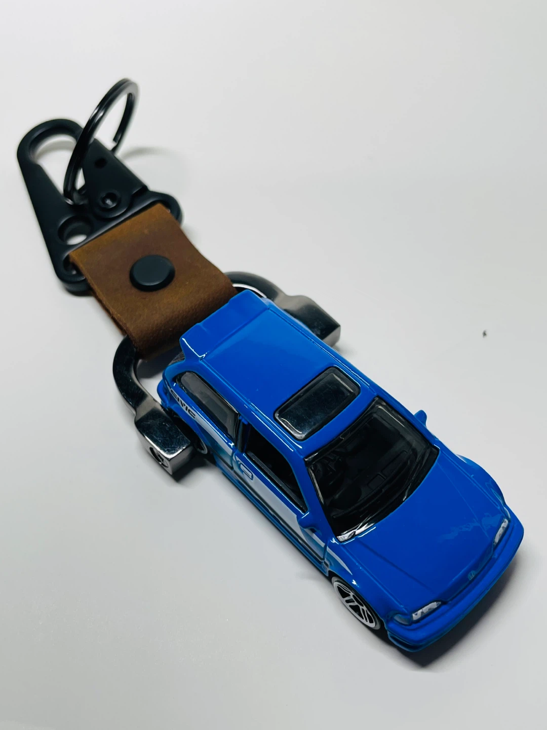Car Model Keychain - photo 3