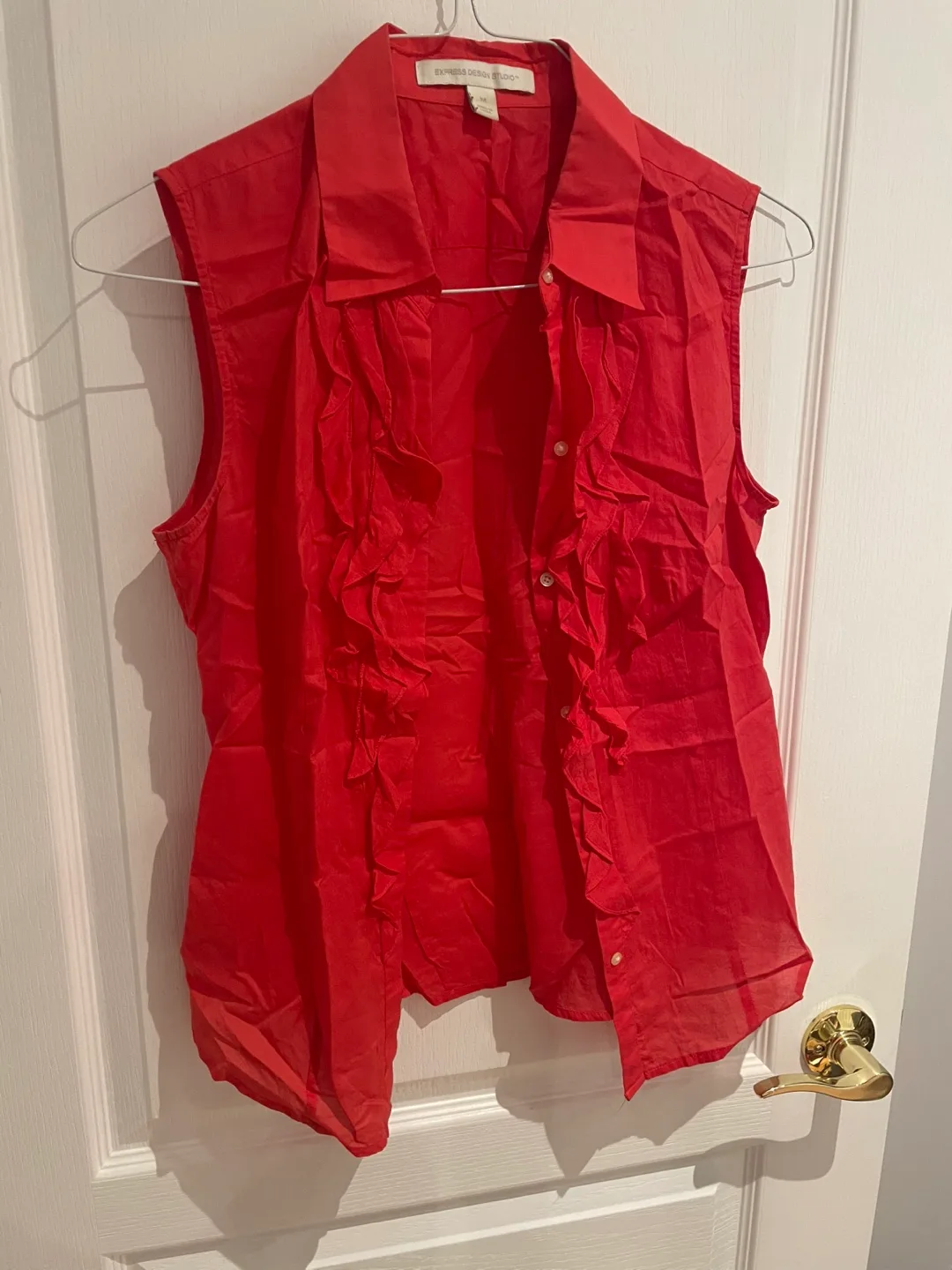 Express Design Studio Red Sleeveless Blouse - M thumbnail