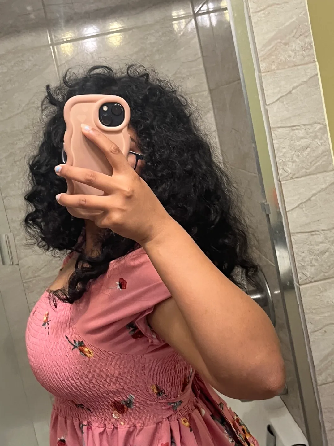 🌸 Pink Floral Puff-Sleeve Dress – Worn Once! image indicator(4)