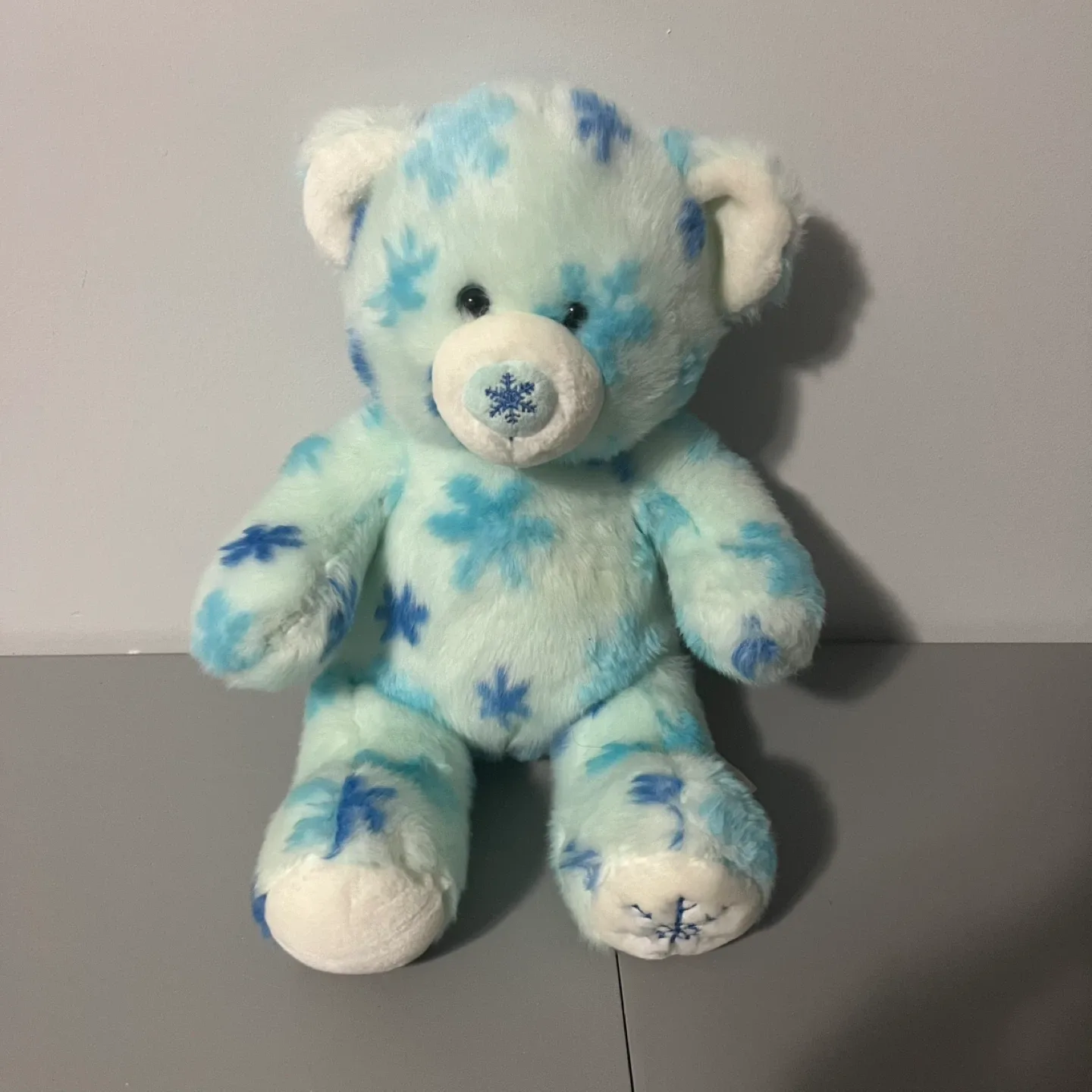 Build a Bear Seasons of Hugs Winter 2009 Blue Snowflake Retired
