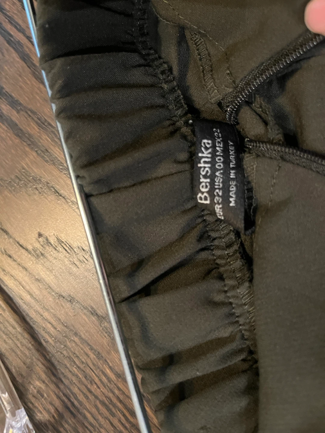 Bershka Olive Green Skort- Size EUR 32 / USA 00 - photo 3