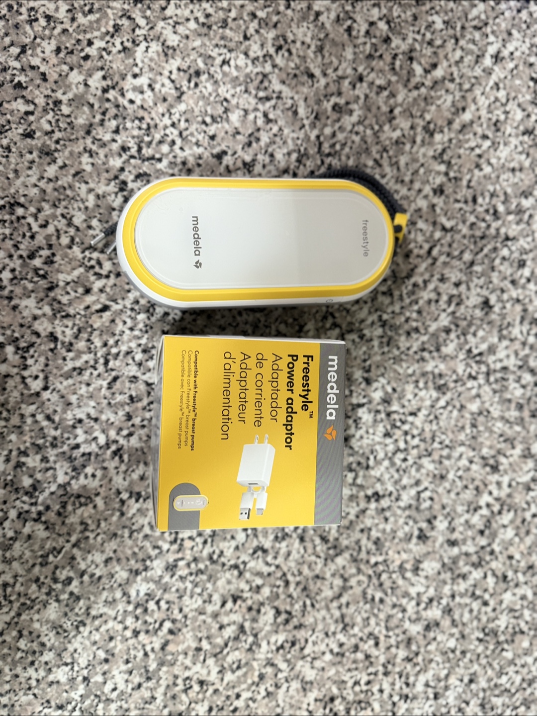 Medela Freestyle Breast Pump with Power Adaptor - photo 2