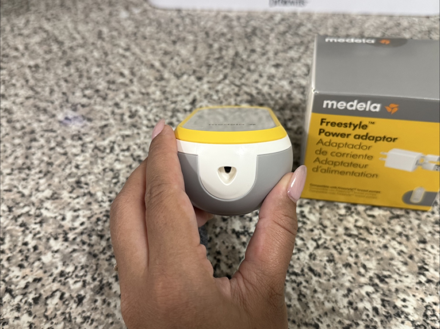 Medela Freestyle Breast Pump with Power Adaptor - photo 4