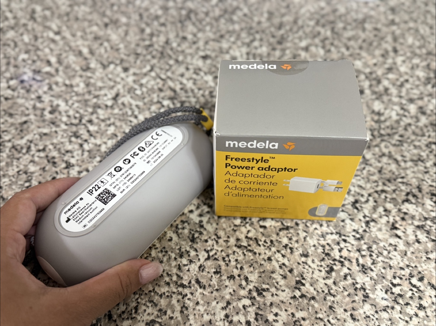 Medela Freestyle Breast Pump with Power Adaptor - photo 5
