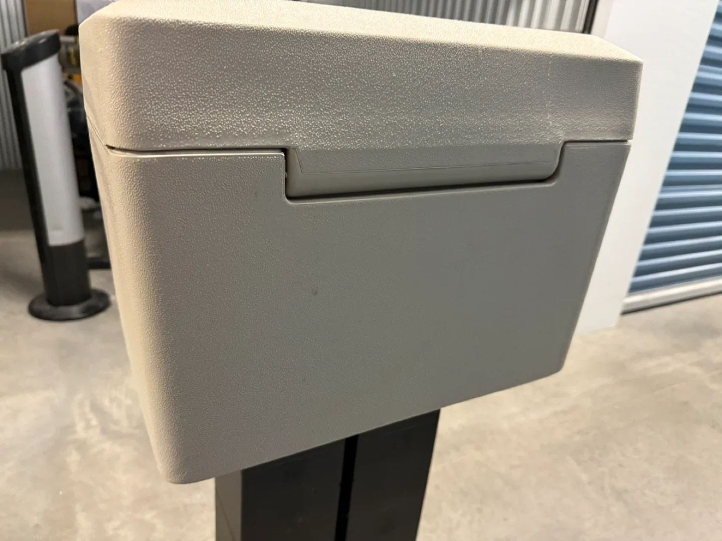 Sentry Safe 1175 image indicator(6)