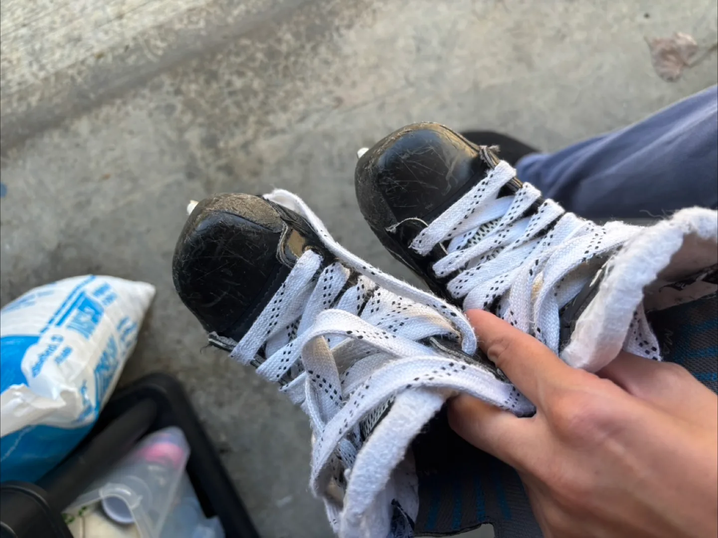 Bauer Vapor X60 Youth Ice Hockey Skates - Size Y11.5 thumbnail