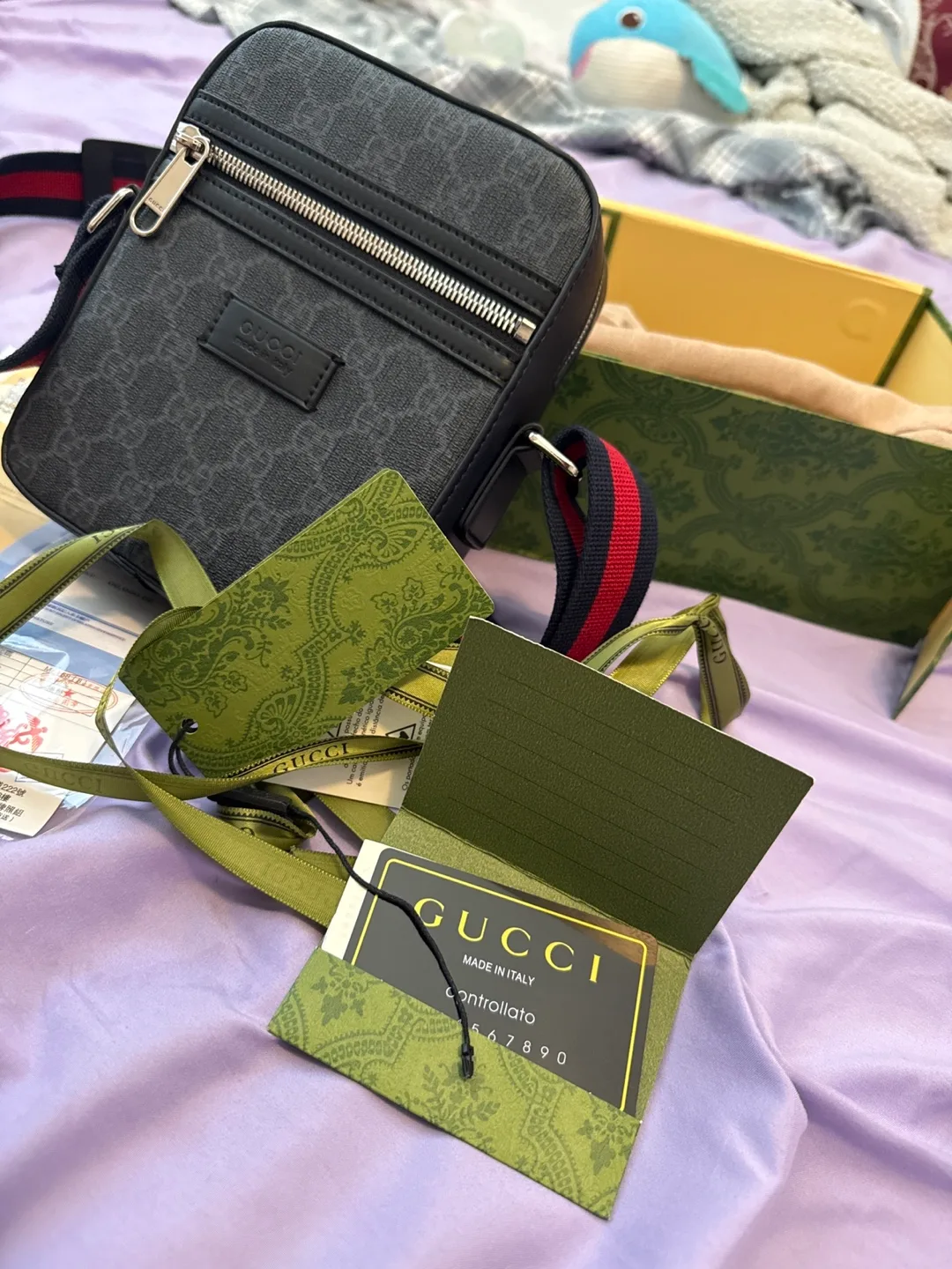 Gucci Messenger Bag with GG Motif image indicator(6)