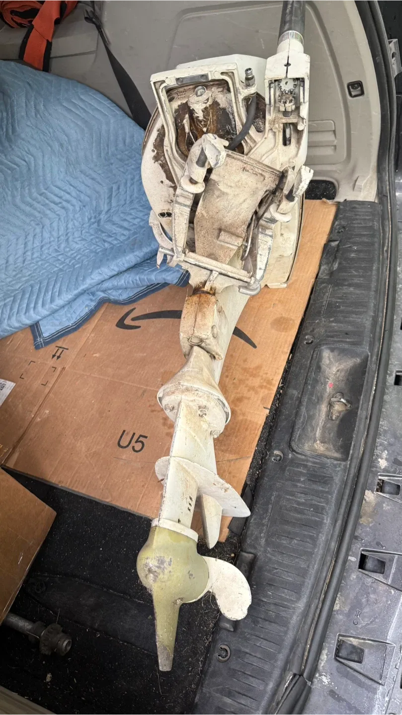 Viking Outboard Motor - Model 64701 image indicator(5)