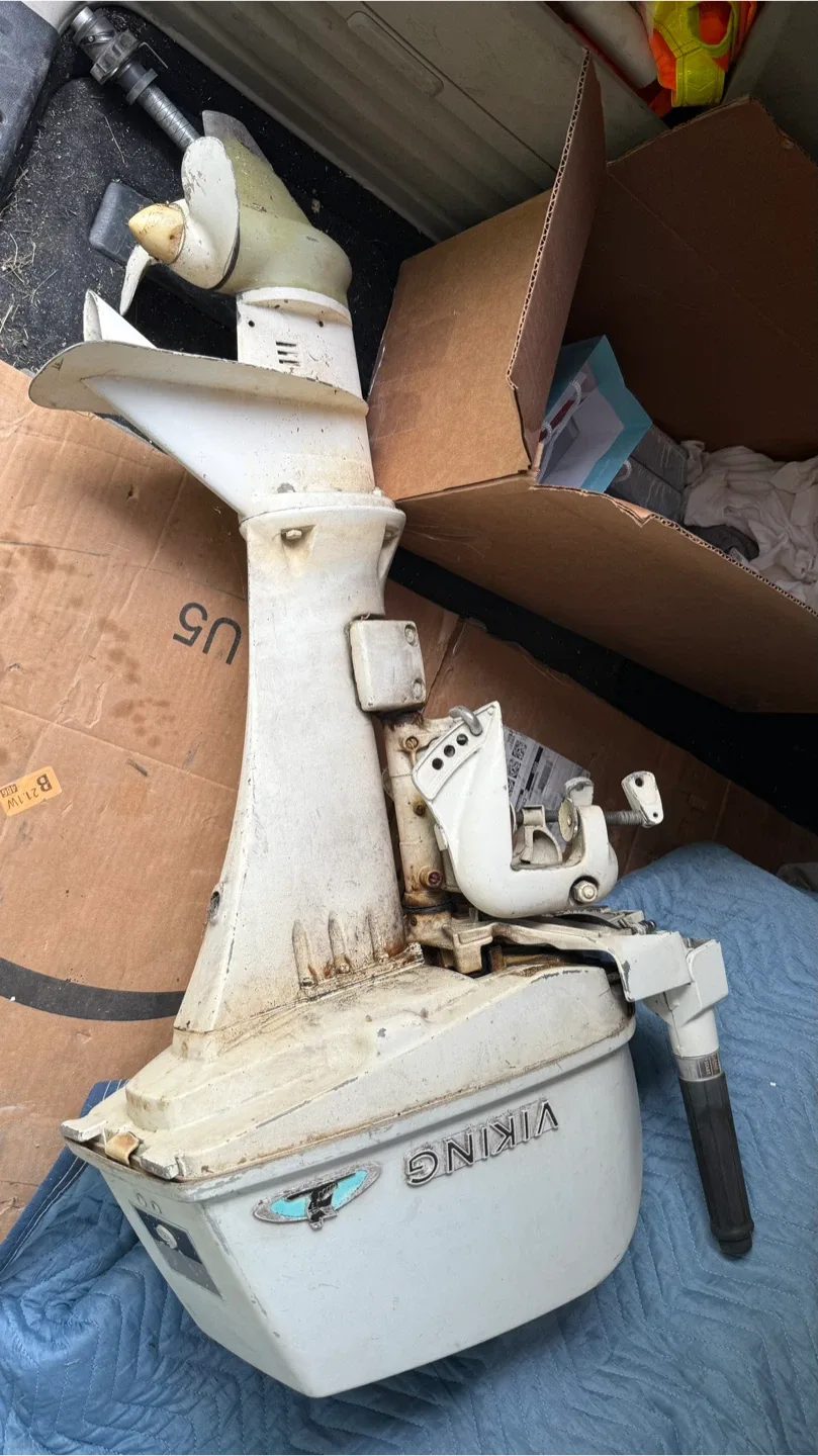 Viking Outboard Motor - Model 64701 image indicator(4)