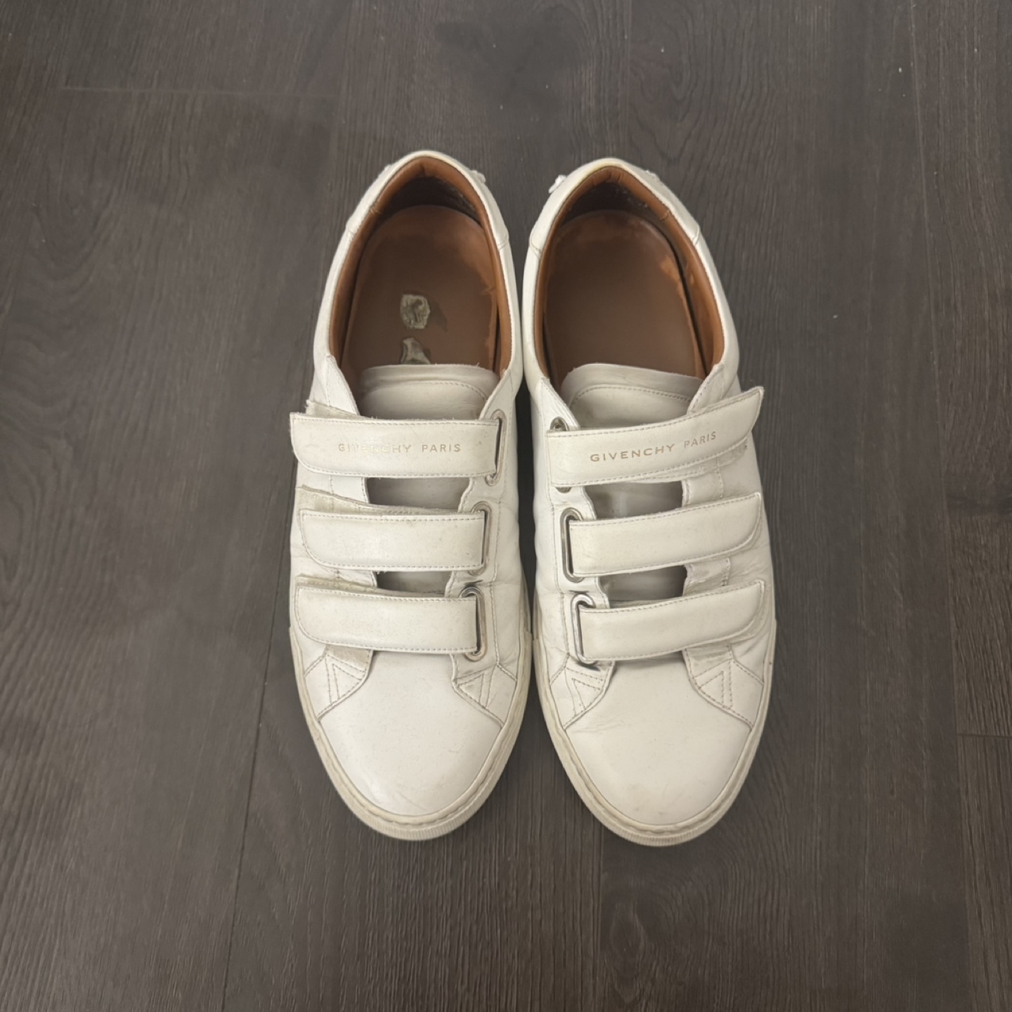 Givenchy Men Sneakers 11