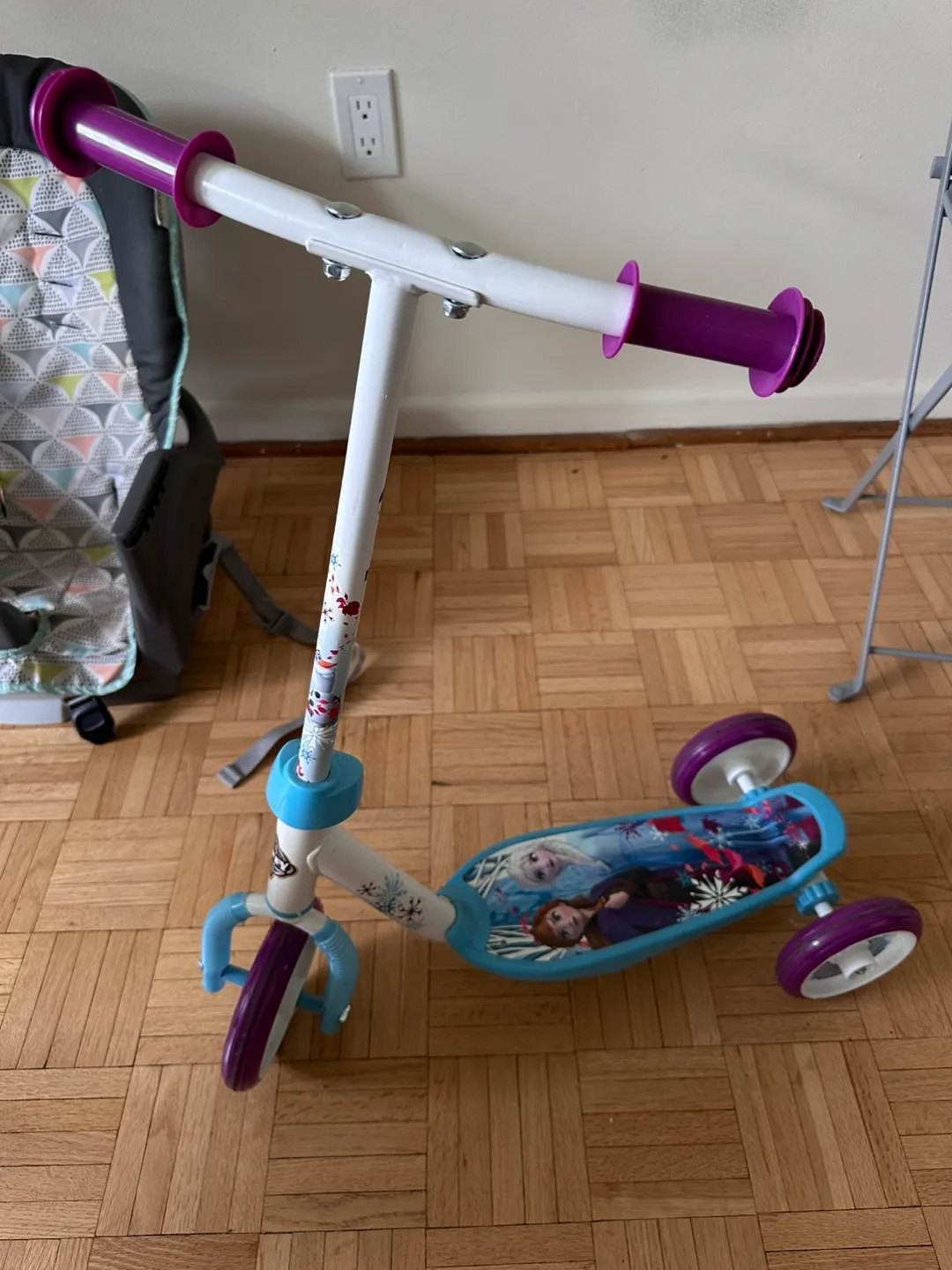 3 Wheel Scooter - Disney Frozen