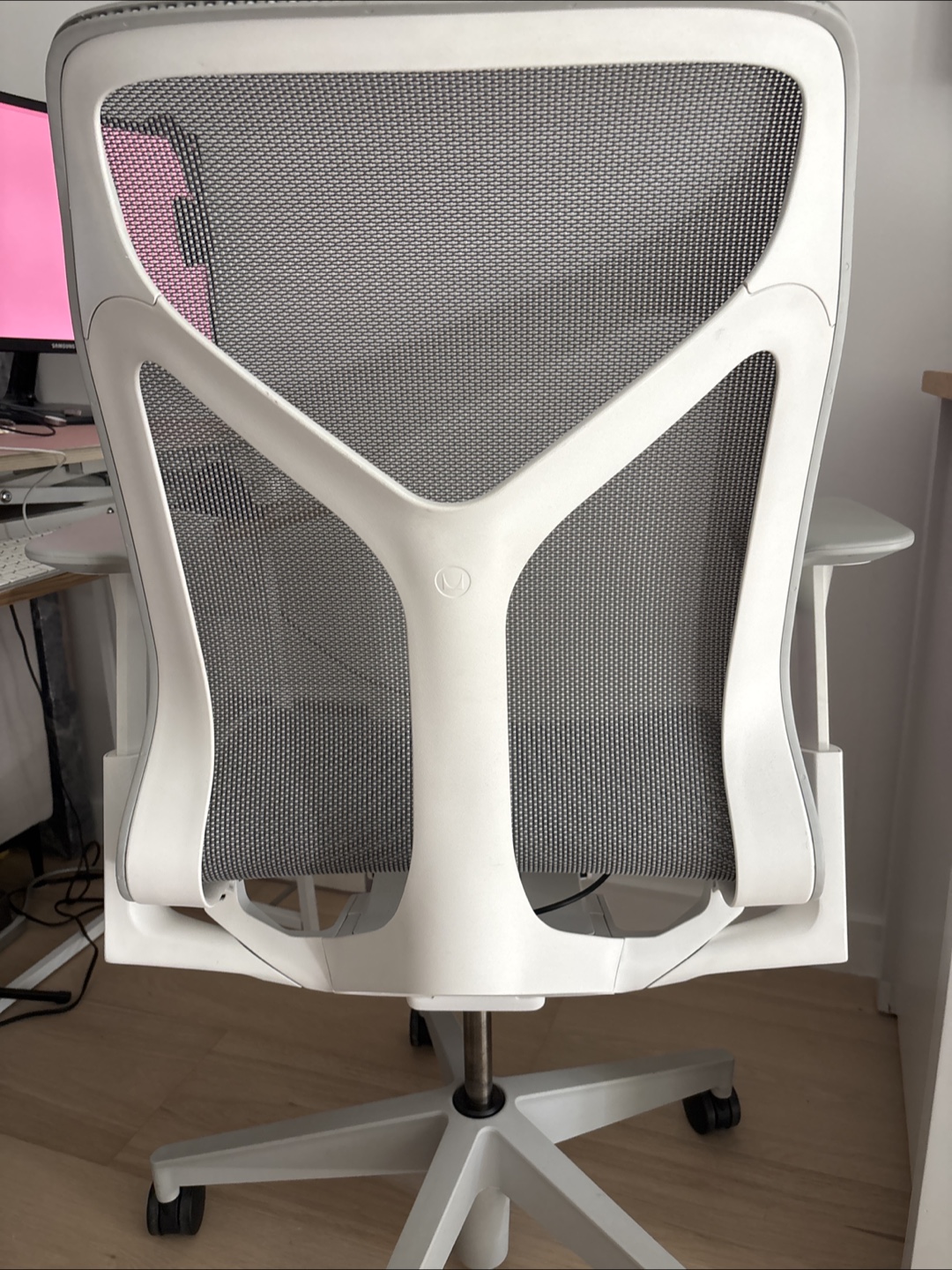 Herman Miller Cosm (mid-back) - photo 3