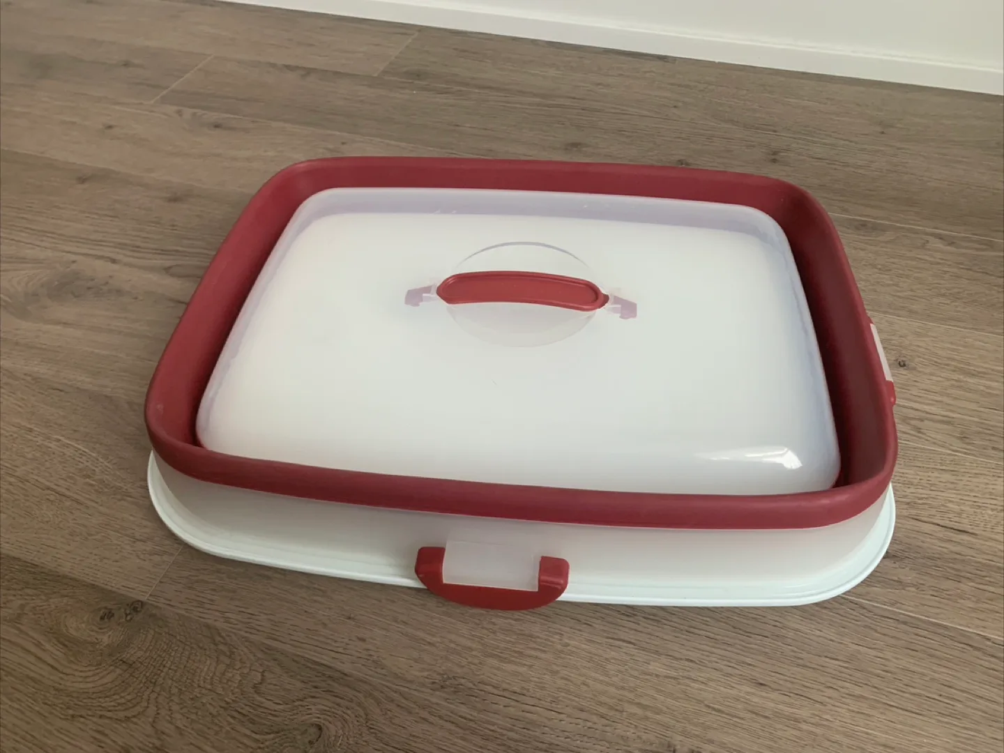 Cake Carrier - Red & White thumbnail