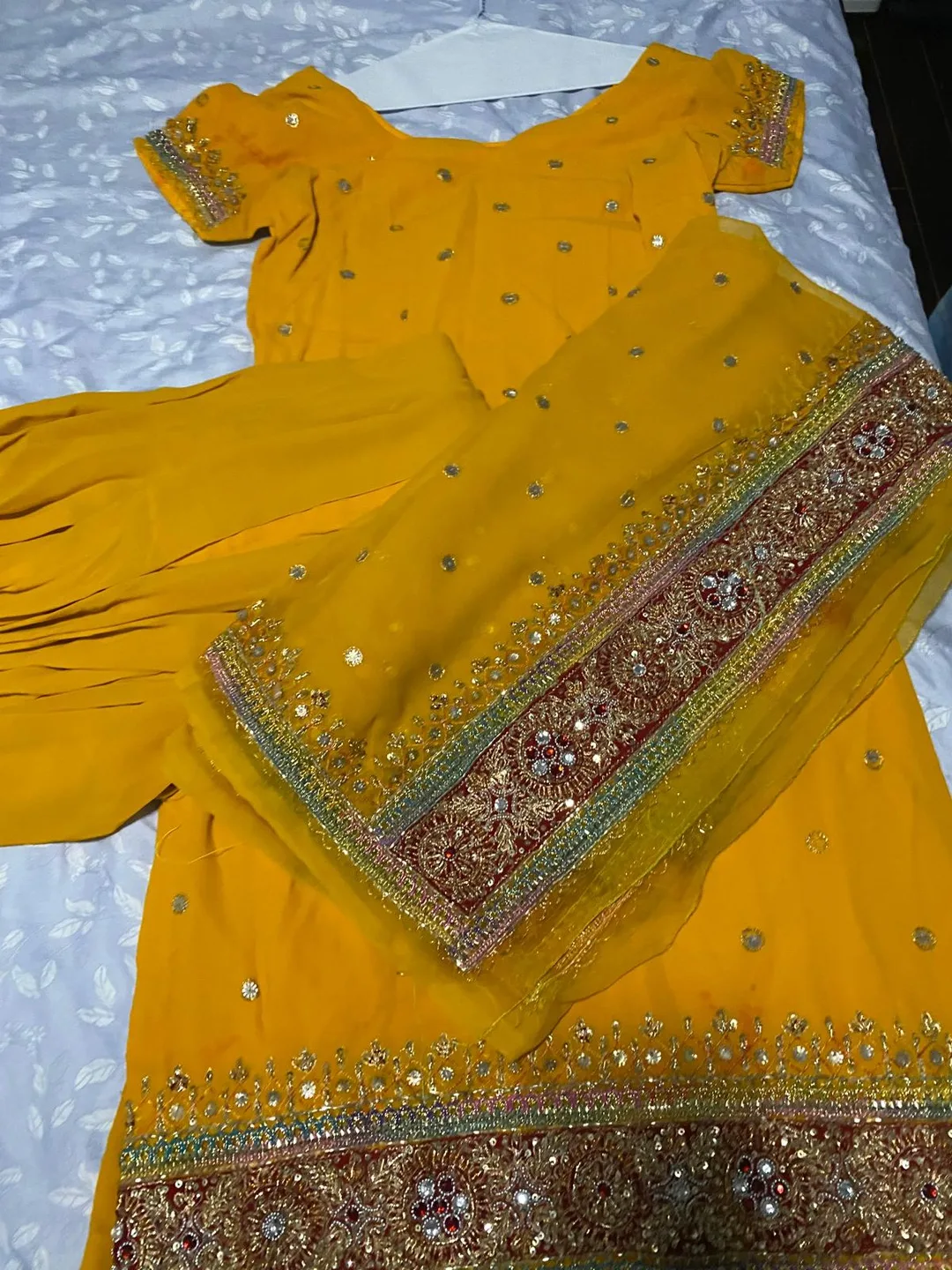 Indian Salwar Kameez Suit Set image indicator(2)