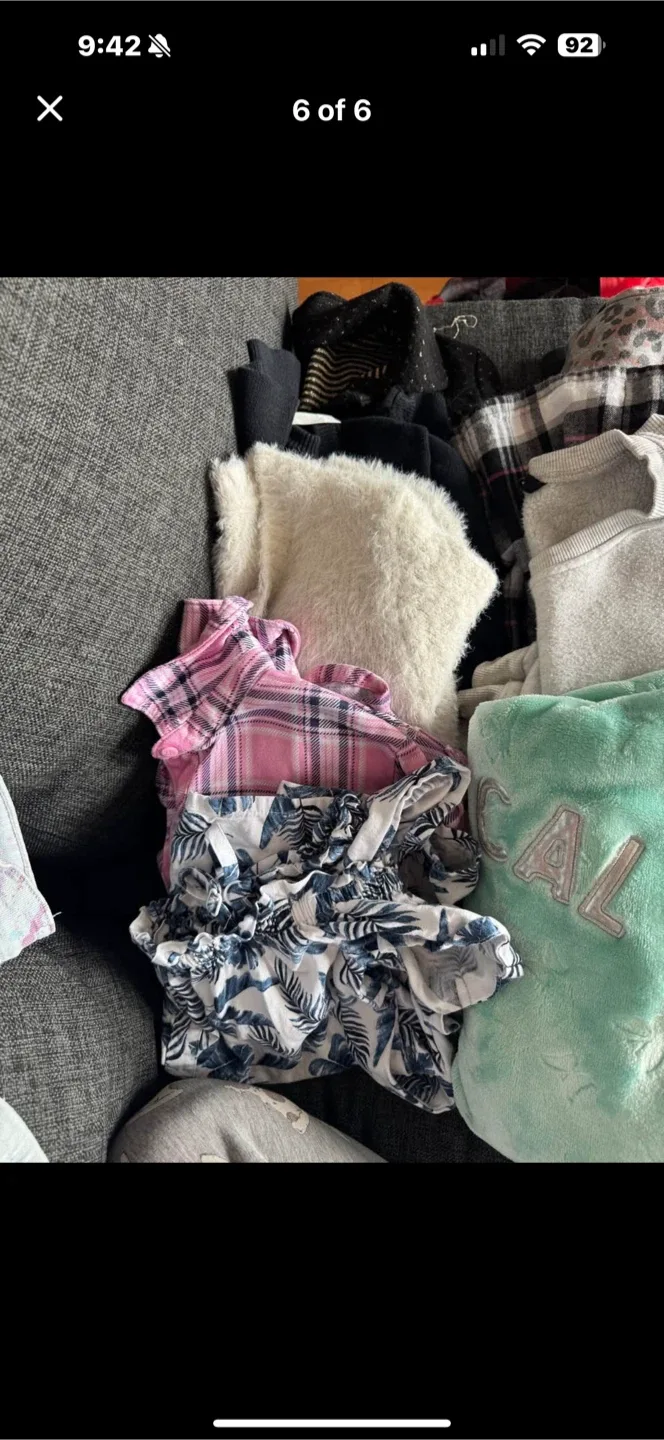 Mixed Kids Clothing Bundle image indicator(5)