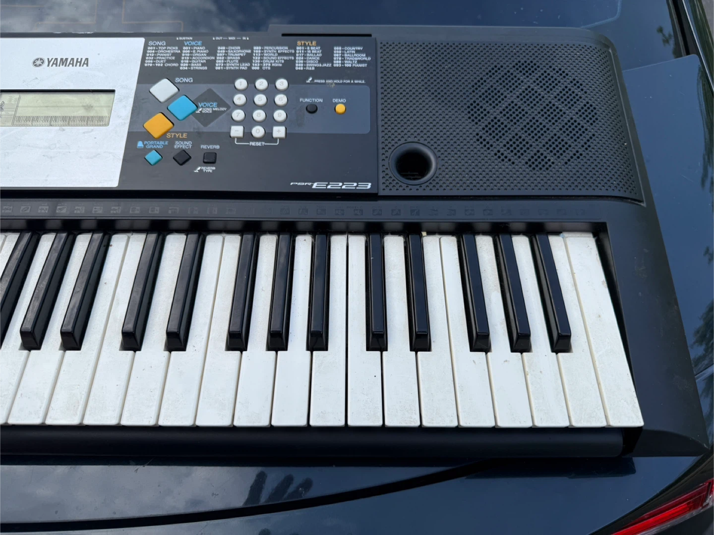 Yamaha PSR-E223 Keyboard - photo 4