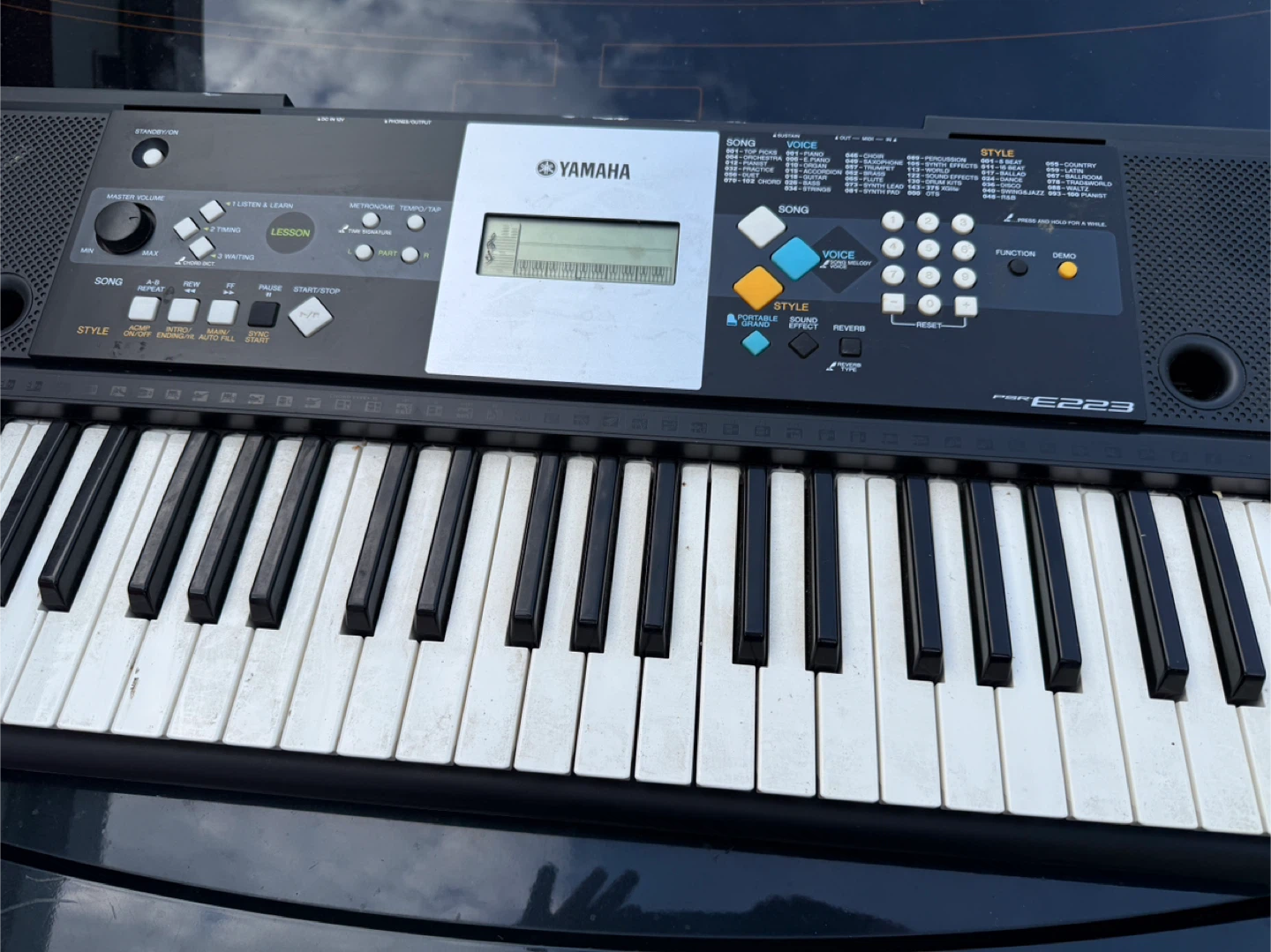 Yamaha PSR-E223 Keyboard - photo 3