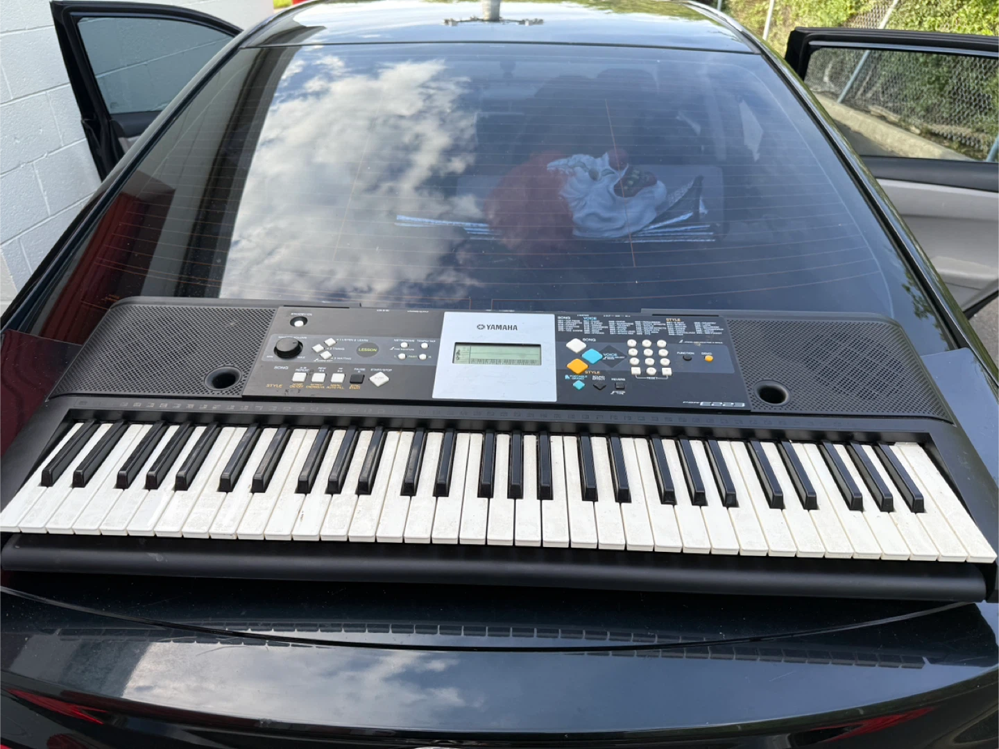 Yamaha PSR-E223 Keyboard