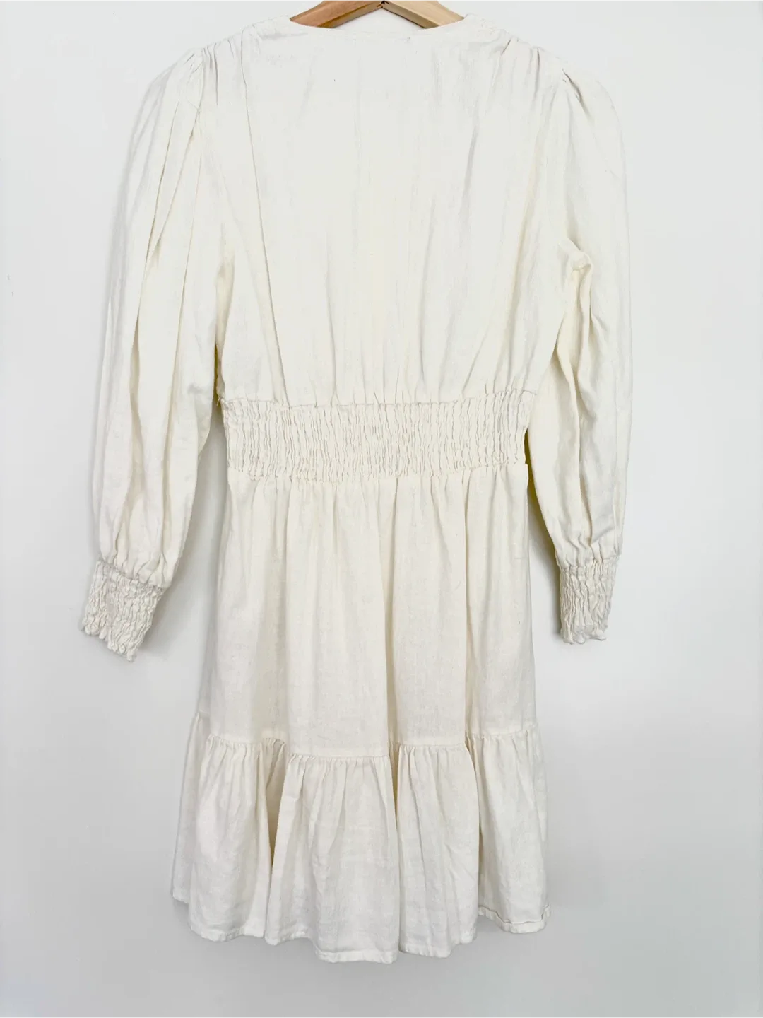 Zara XS White Long Sleeve Mini Dress image indicator(2)