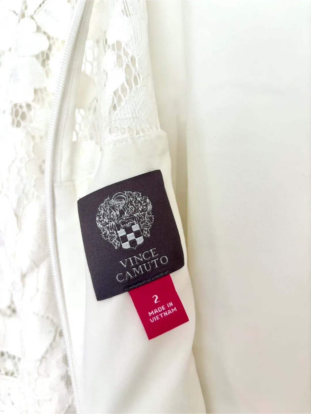 Vince Camuto White Lace Dress - Size 2 image indicator(3)