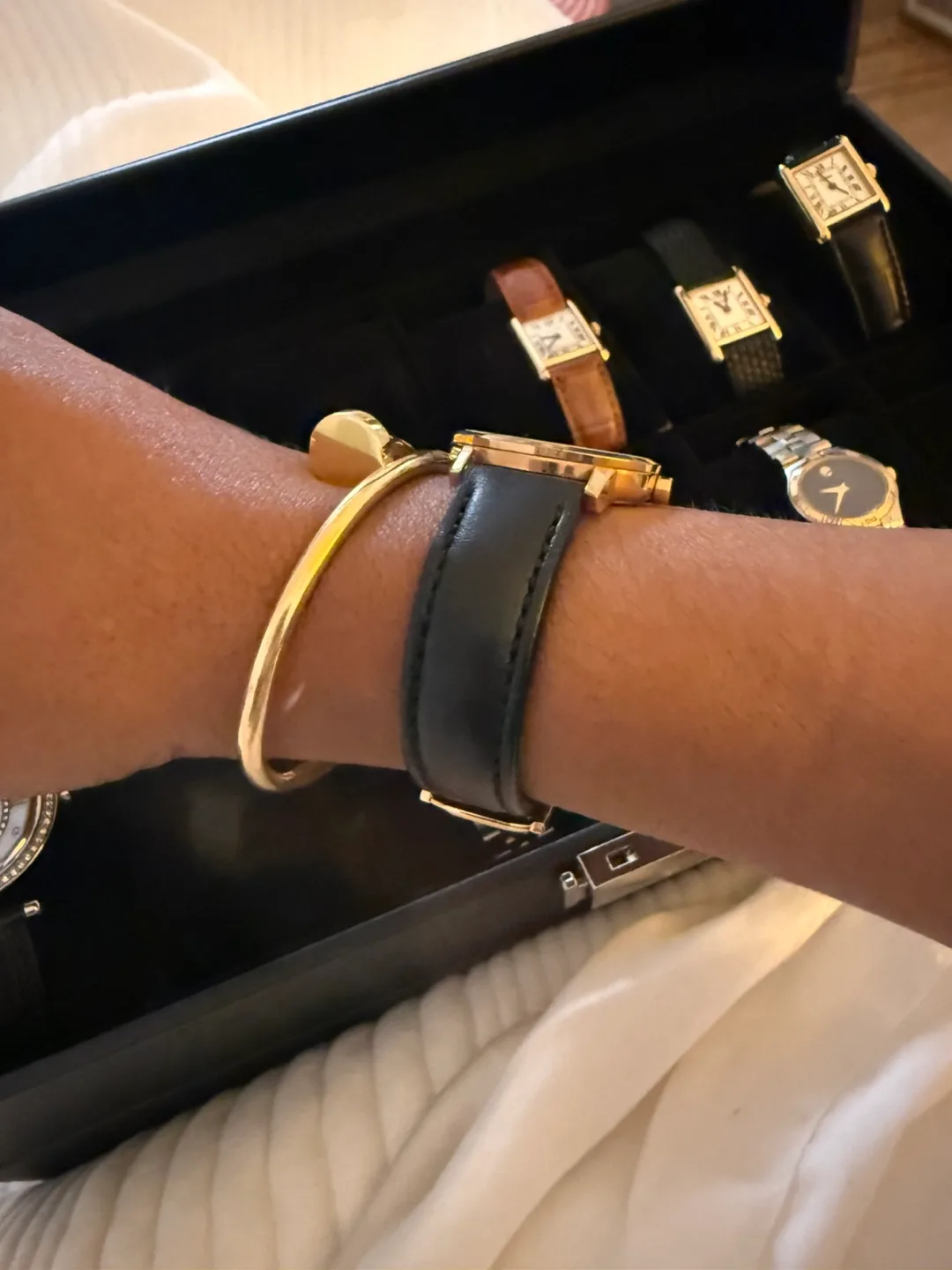 Movado Swiss Made Watch image indicator(2)