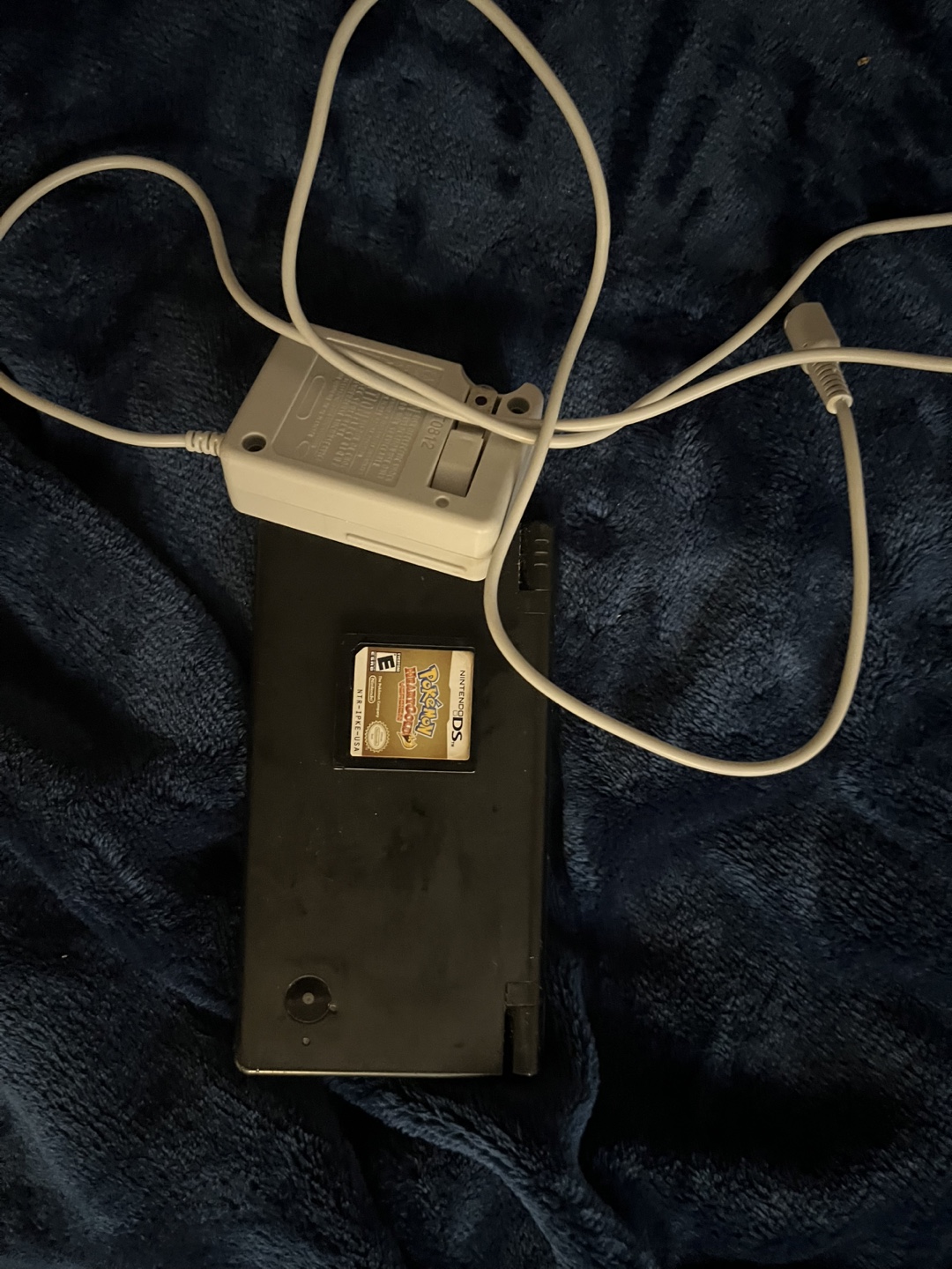 Nintendo DS with Pokemon HeartGold