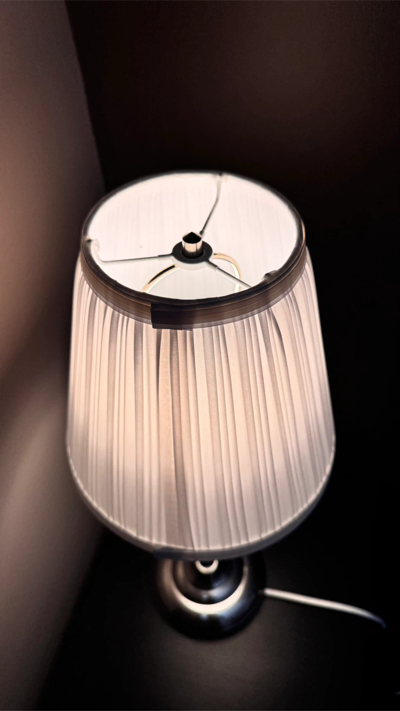 IKEA Table Lamp with White Shade - photo 3