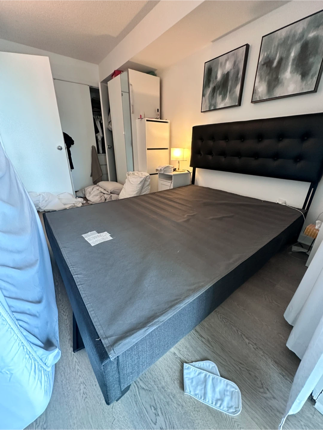 Queen Size Bed Frame with Headboard - photo 2