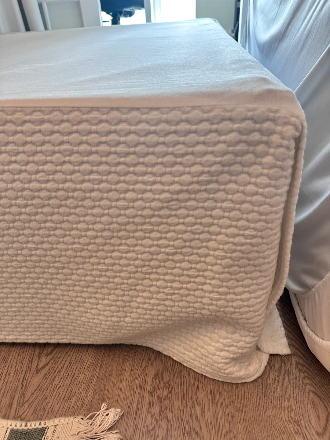 Queen Size Bed Frame with Headboard - photo 5