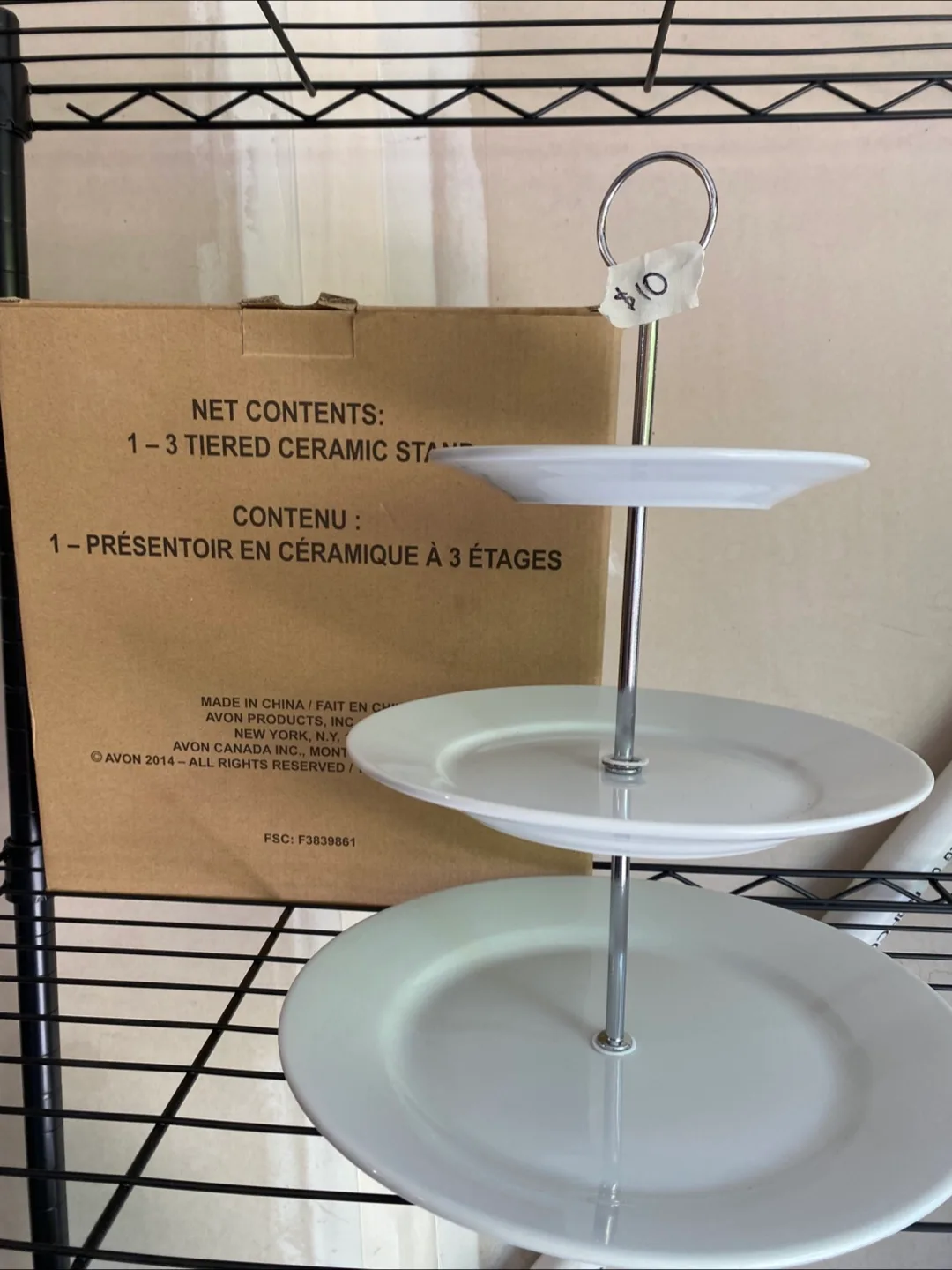 Avon 3-Tiered Ceramic Stand