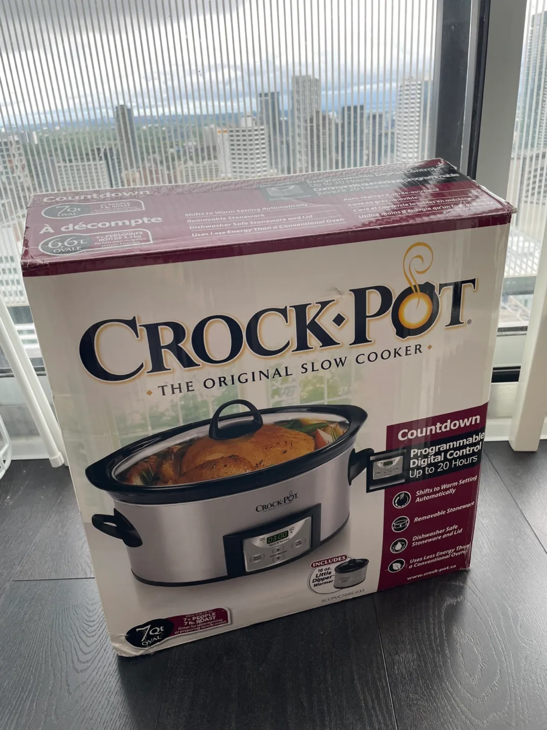 Crock-Pot Slow Cooker (7-qt) with Little Dipper