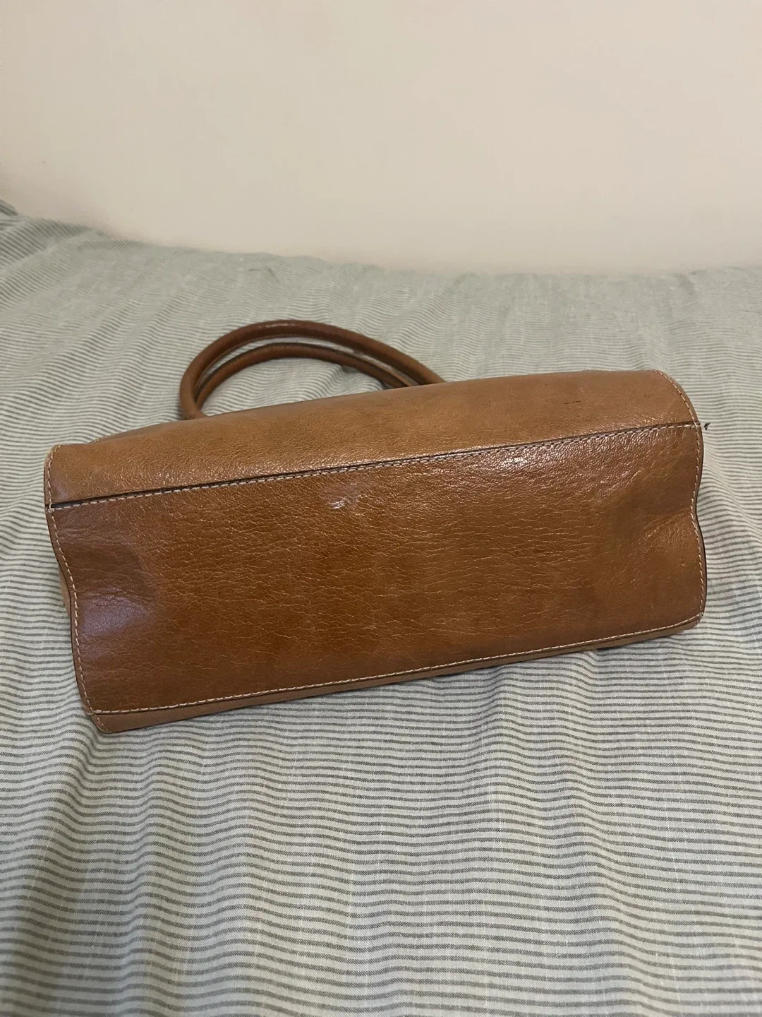 Luz da Lua Brown Leather Handbag image indicator(4)