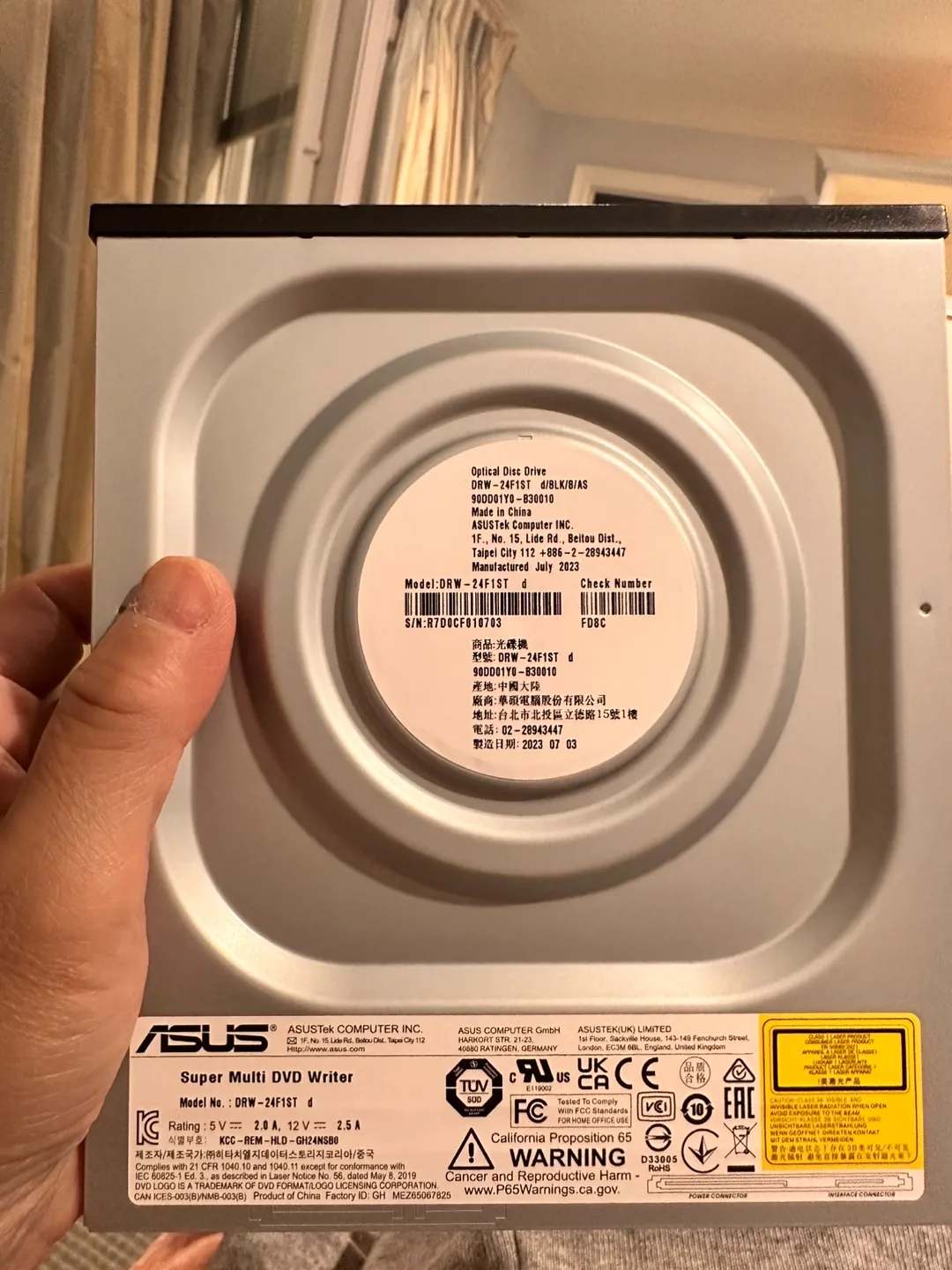 ASUS DRW-24F1ST d Super Multi DVD Writer image indicator(3)