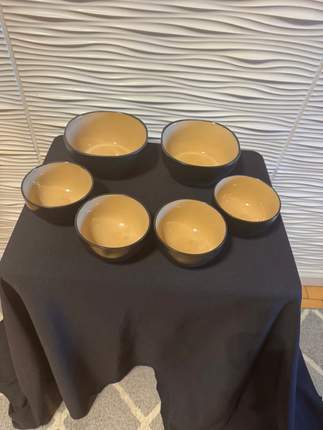 Set of 6 Black & Beige Bowls image indicator(2)